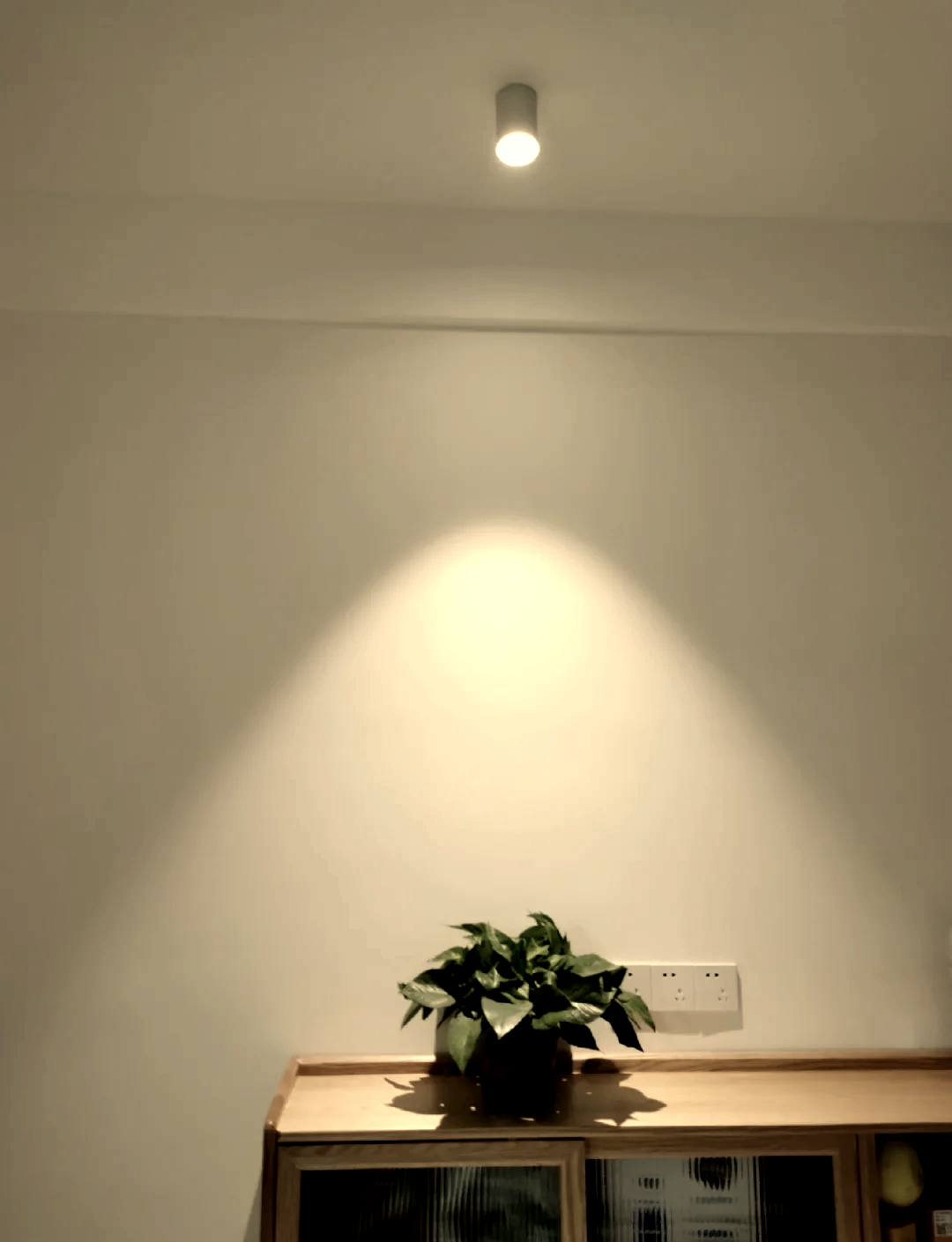 新房装修灯具选购与安装全攻略